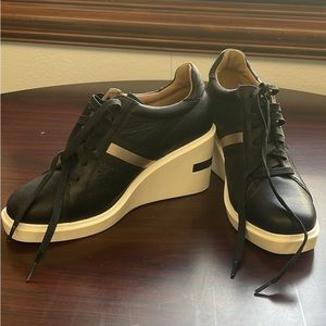 Paolo wedged sneakers